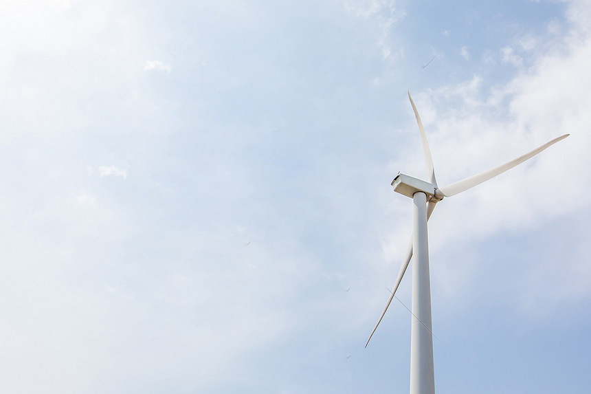 户内和户外高压真空断路器有什么不一样